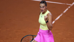 Nach einem Fehlstart drehte Aryna Sabalenka die Halbfinal-Partie gegen Elena Rybakina.