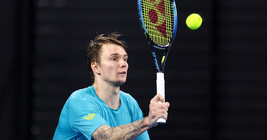 Atp Marseille Alexander Bublik Gewinnt Wieder Ein Match Bei Dummen