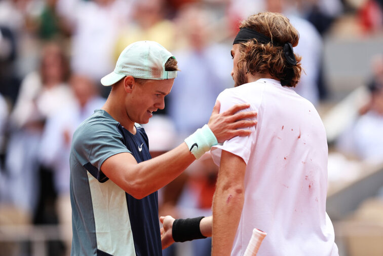 Holger Rune (l.) und Stefanos Tsitsipas suchen nach ihrer Form