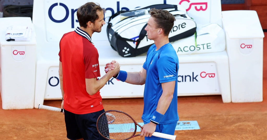 Czech Tennis Player Jiri Lehecka Advances To Semi-Finals In Madrid ...