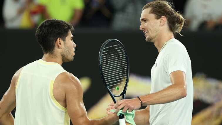 Carlos Alcaraz und Alexander Zverev bei den Australian Open Anfang 2024