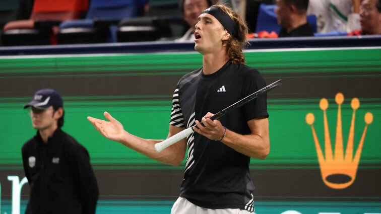 Schwerer Rückschlag für Alexander Zverev im Rennen um die ATP-Finals in Turin.