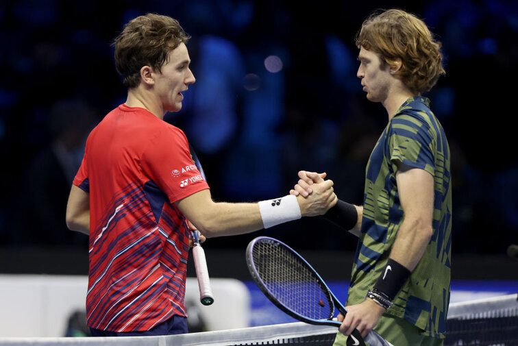 Casper Ruud und Andrey Rublev kämpfen um die ATP Finals