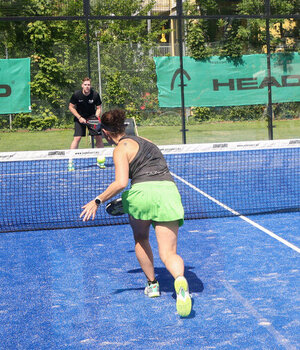 Eines ist klar: Padel wird immer zu viert gespielt