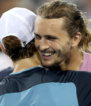 Jannik Sinner und Alexander Zverev bei ihrem einzigen Treffen im Jahr 202 in Cincinnati