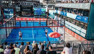 In Hamburg wurde Werbung für den Padel-Sport betrieben