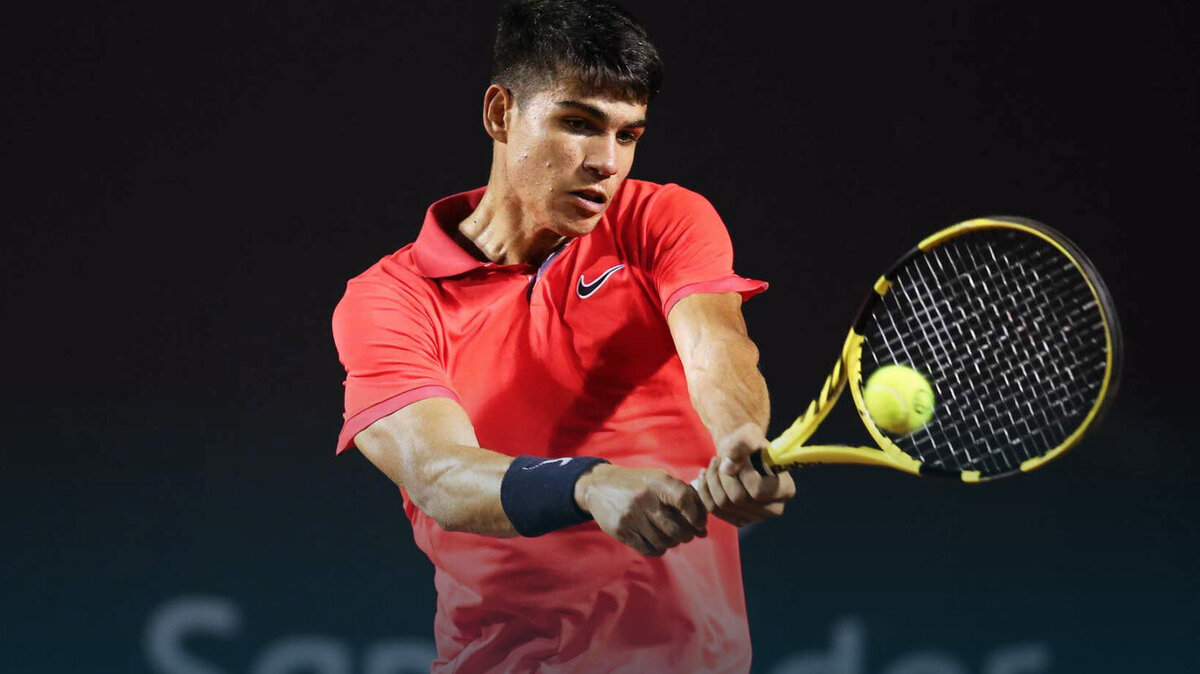 17 Year Old Carlos Alcaraz With The Next Talent Test Victory Against Alex De Minaur Tennisnet Com