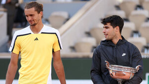 Den Pokal in Carlos Alcaraz´ Händen trauen wir 2025 Alexander Zverev zu