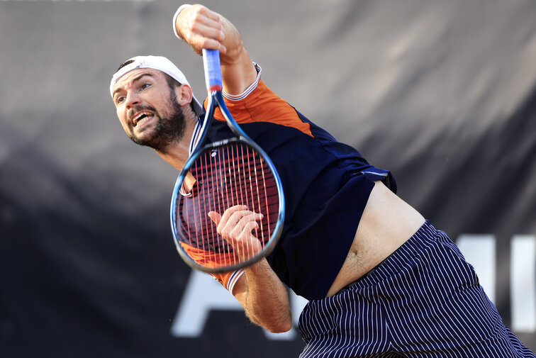 Jurij Rodionov musste sich im Halbfinale des ATP-Challenger-Turniers in Seoul dem Japaner Taro Daniel in zwei Sätzen geschlagen geben