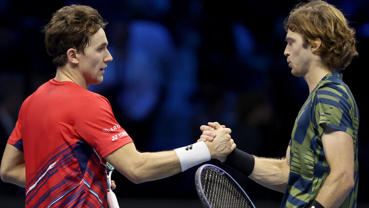 Casper Ruud und Andrey Rublev treffen heute Abend in Turin aufeinander