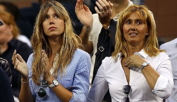 Rafael Nadals jüngere Schwester schlägt ihre Mutter ins Gesicht