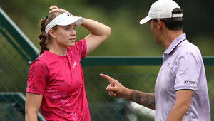 Elena Rybakina und Stefano Vukov in Wimbledon