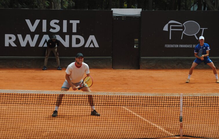 Neil Oberleitner und Lukas Neumayer in Kigali