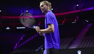 Alexander Zverev schlägt in seiner Heimat auf