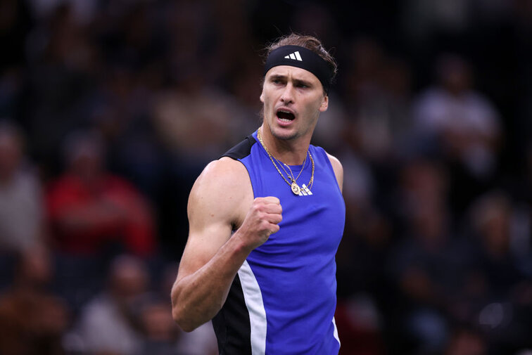 Alexander Zverev steht beim ATP-Masters-1000-Turnier in Paris-Bercy im Endspiel