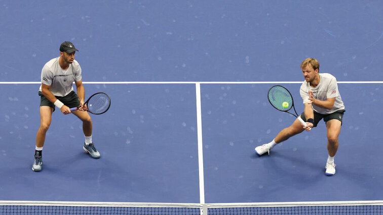 Kevin Krawietz und Tim Pütz starten beim Davis Cup in Zhuhai.