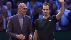 Richard Gasquet mit Cedric Pioline am Dienstagabend in Paris-Bercy