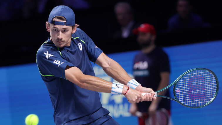 Alex de Minaur profitierte von der Aufgabe seines Gegners.