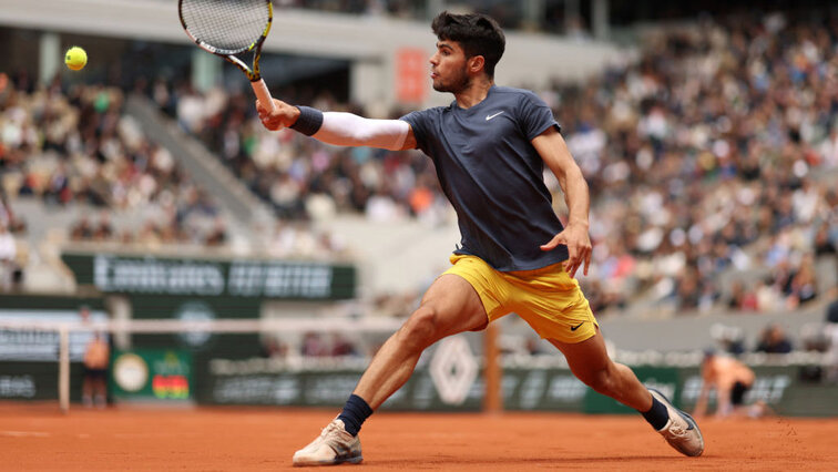 Carlos Alcaraz steht in Roland-Garros wieder im Viertelfinale