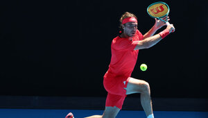 Stefanos Tsitsipas scheiterte in der ersten Runde der Australian Open an Alex Michelsen.