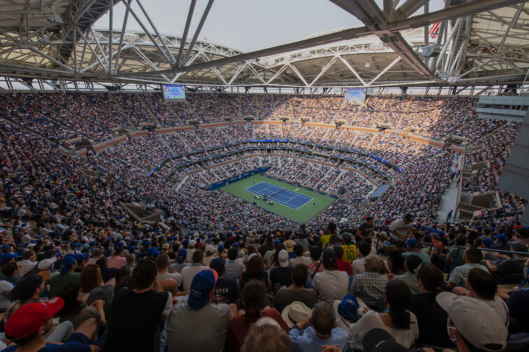 Das Arthur Ashe Stadium wird 2025 an drei Sonntag bestens gefüllt sein