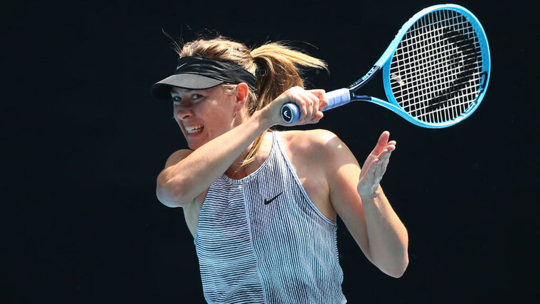 Demnächst wird Maria Sharapova zu einem kleineren Racket greifen