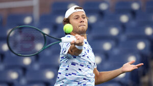 Aleksandar Kovacevic spielt am Sonntag, nach seinem Erfolg gegen Andrey Rublev, um seinen ersten ATP-Titel.