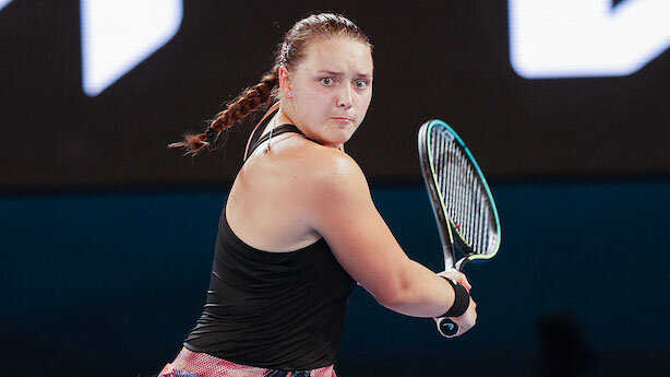 Jule Niemeier Secures Place in Main Field at WTA Tour 500 Tournament in Linz