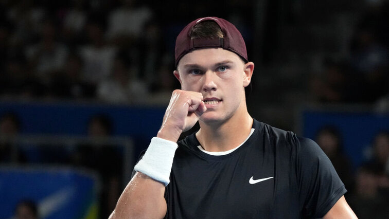 Holger Rune trifft im Viertelfinale von Tokio auf Kei Nishikori.