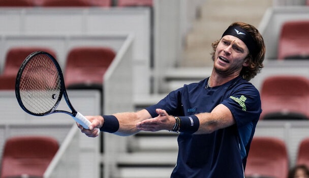 Andrey Rublev verlor in drei Sätzen