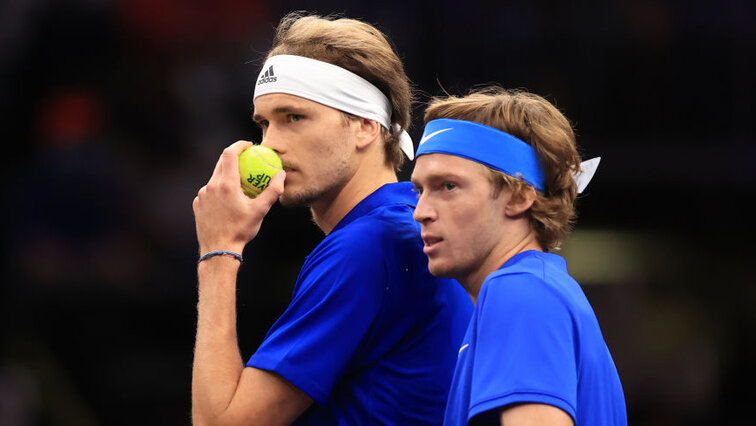 Alexander Zverev und Andrey Rublev beschließen die erste Runde der Gruppenmatches in Turin 2024