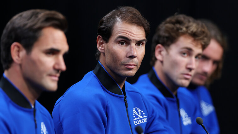 Rafael Nadal vom Team Europa spricht zu den Medien während einer Team Europa-Pressekonferenz vor dem Laver Cup in der O2 Arena am 22. September 2022 in London