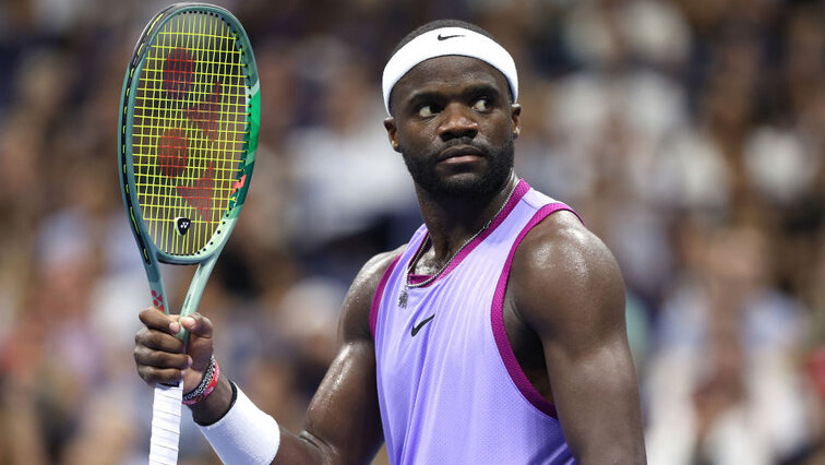 Frances Tiafoe spielt am Freitag um den Einzug in das Finale der US Open 2024